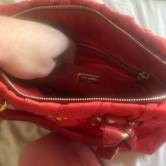 AUTHENTIC PRADA NAPPA TRIMMED HANDBAG - Picture 5 of 6